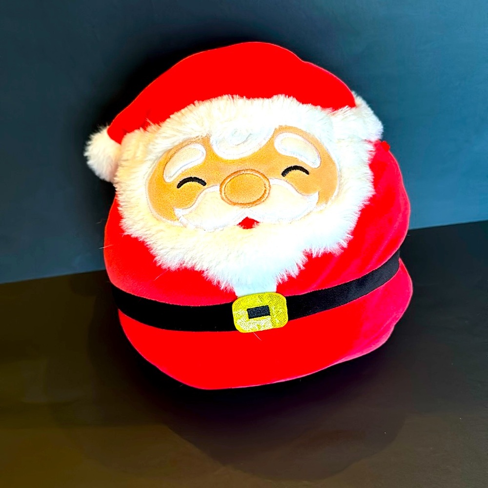 Squishmallow Santa medium